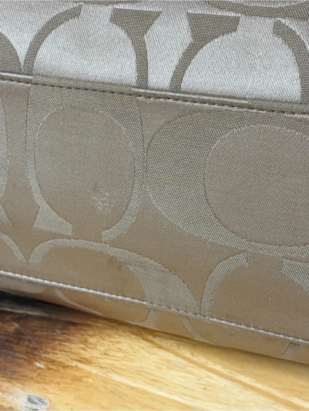 Coach Laura Signature Logo Tote Bag Purse Brown Khaki Zip Closure